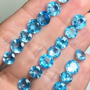 Topaz Round